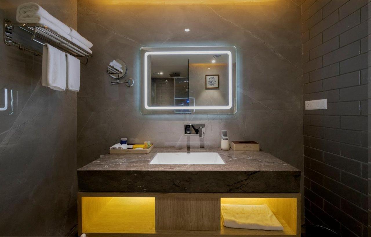Sarovar Portico Morbi Exterior photo