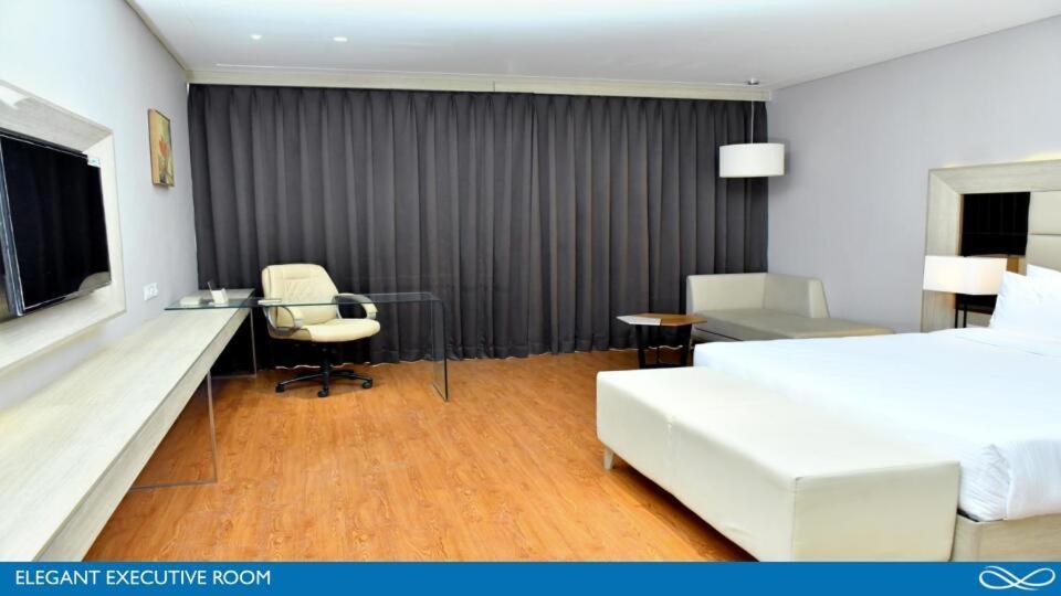 Sarovar Portico Morbi Exterior photo
